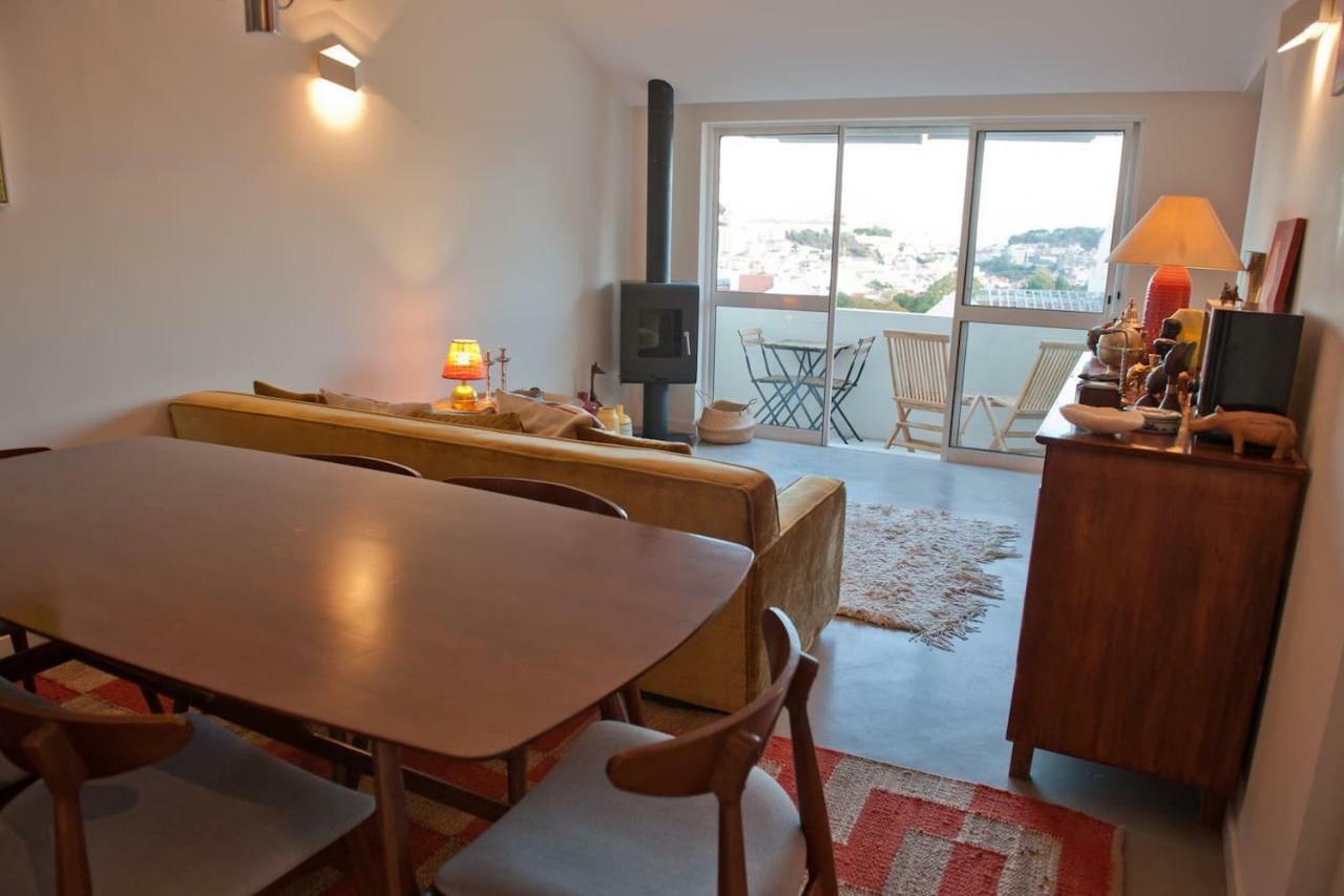 Sunny Apartment With Amazing View Lisbon Luaran gambar